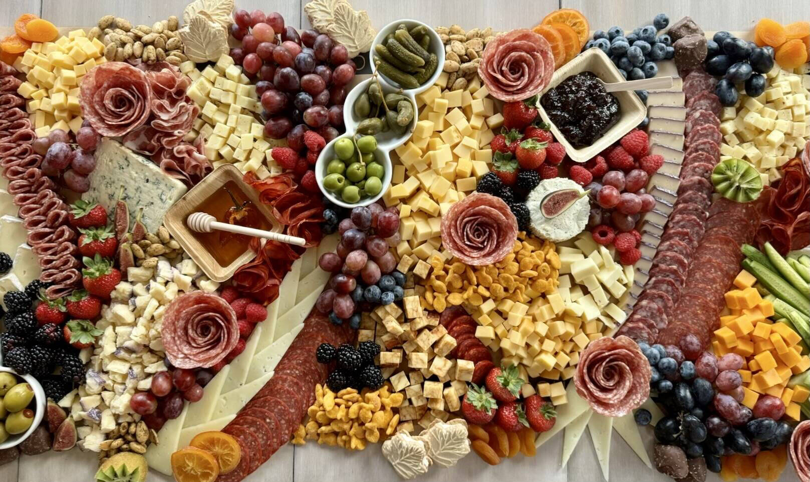 52) 2024 Charcuterie board